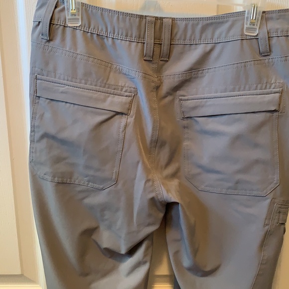 Grey Pants - Wind River. Size 6. Great for travel. - Picture 7 of 9